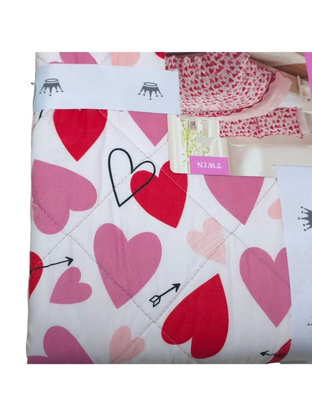 Hallmark Heart Strings Twin 2-Piece Quilt Set Valentines Day Love Heart